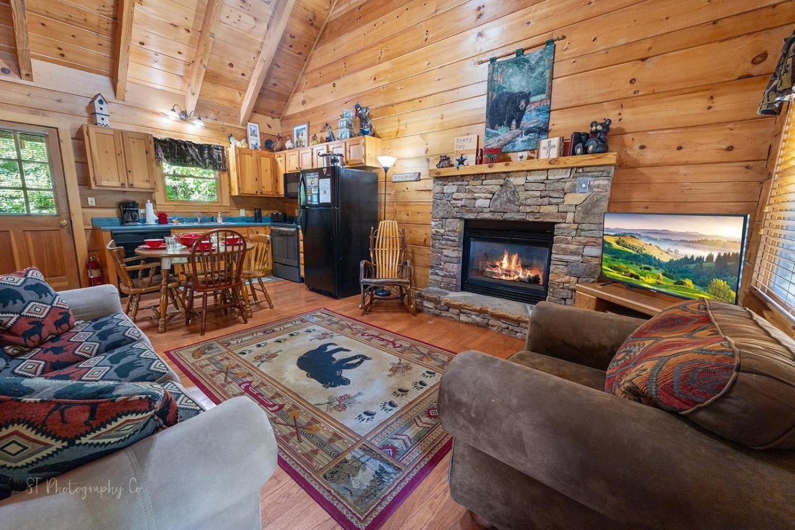 Karen'S Cabin Cabin 비둘기 포지 외부 사진