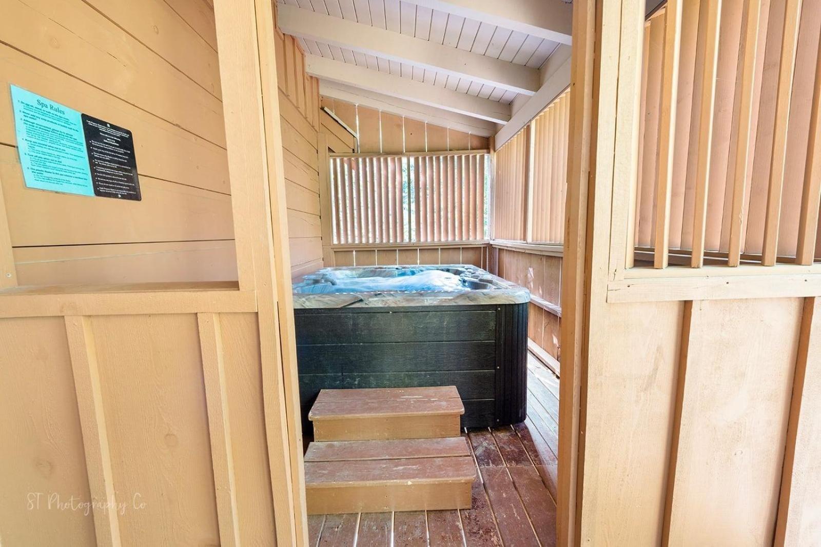 Karen'S Cabin Cabin 비둘기 포지 외부 사진