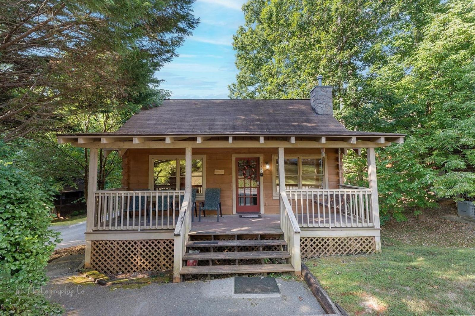 Karen'S Cabin Cabin 비둘기 포지 외부 사진
