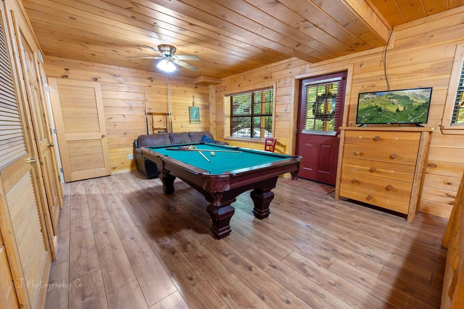 Karen'S Cabin Cabin 비둘기 포지 외부 사진
